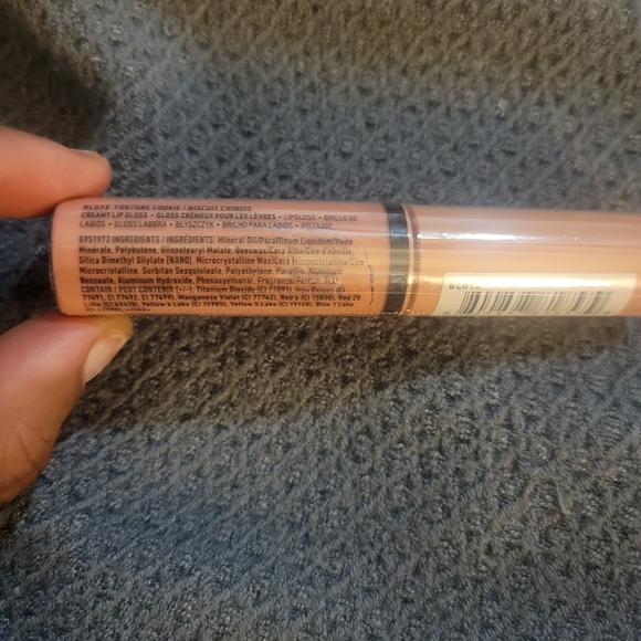 Makeup - Picture 5 of 11